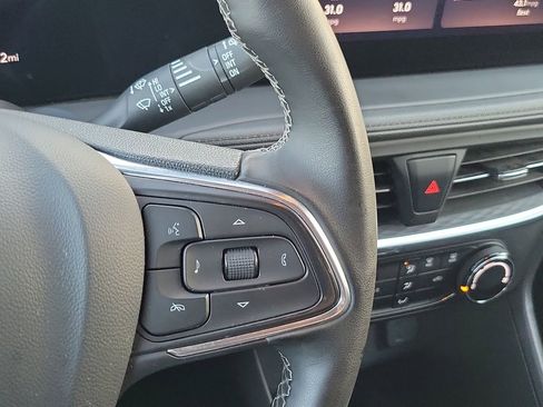 Certified 2024 Buick Encore GX Preferred FWD image 24