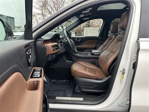 Certified 2023 Lincoln Aviator Grand Touring w/ Elements Package Plus image 19