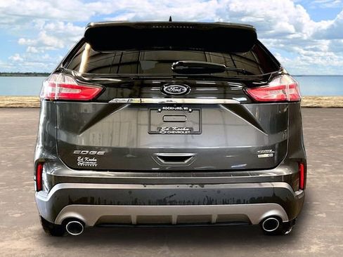 Used 2020 Ford Edge SEL image 5
