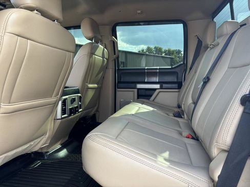 Used 2021 Ford F250 Lariat w/ Lariat Value Package AWD/4WD image 15