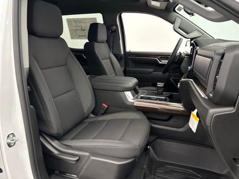 New 2026 GMC Sierra 1500 Elevation image 32