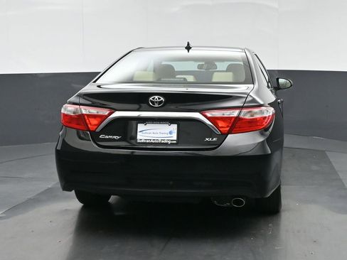 Used 2017 Toyota Camry XLE image 6