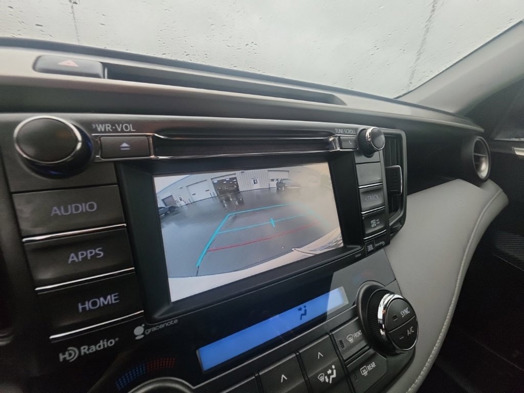 Used 2014 Toyota RAV4 Limited w/ Technology Package FWD image 21