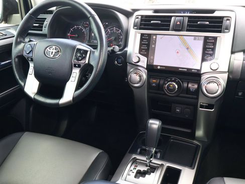 Used 2023 Toyota 4Runner SR5 Premium w/ Moonroof Package RWD image 10