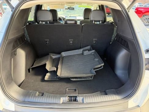 Used 2024 Ford Escape Platinum w/ Premium Technology Package image 40