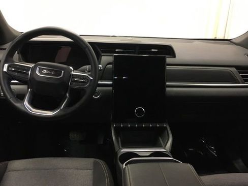 Used 2025 GMC Terrain Elevation image 19