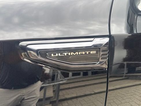 New 2026 GMC Yukon Denali Ultimate AWD/4WD image 5