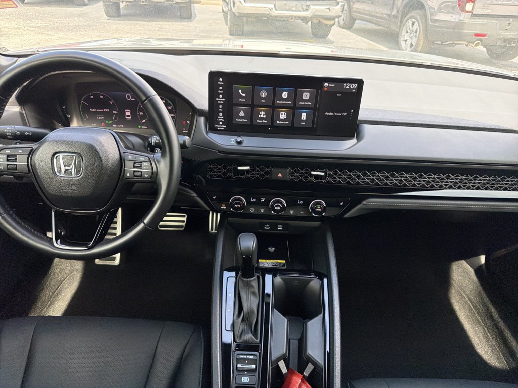 Used 2025 Honda Accord Sport image 14