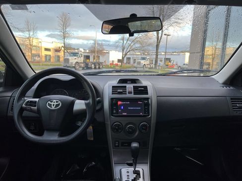 Used 2013 Toyota Corolla S Special Edition image 13