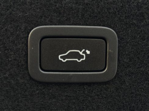 Used 2016 Jaguar XF Prestige RWD image 56