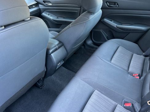 Used 2024 Nissan Altima 2.5 SV image 12