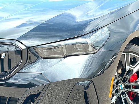 New 2027 BMW i5 eDrive40 w/ M Sport Package RWD image 4