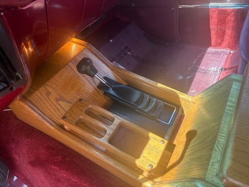 Used 1990 Chevrolet Suburban 4WD image 30