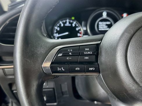 Used 2024 MAZDA MAZDA3 s FWD image 21