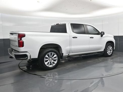 Used 2022 Chevrolet Silverado 1500 Custom RWD image 28