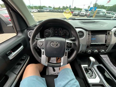 Used 2018 Toyota Tundra SR5 AWD/4WD image 26