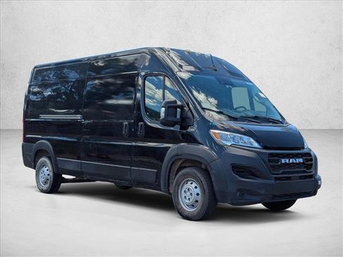Used 2023 RAM ProMaster 2500 FWD image 3