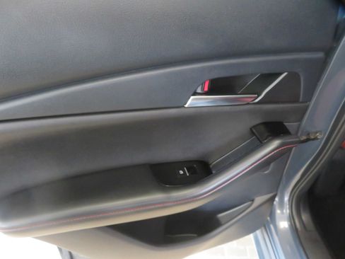 Used 2024 MAZDA CX-30 AWD 2.5 S w/ Preferred Package image 18