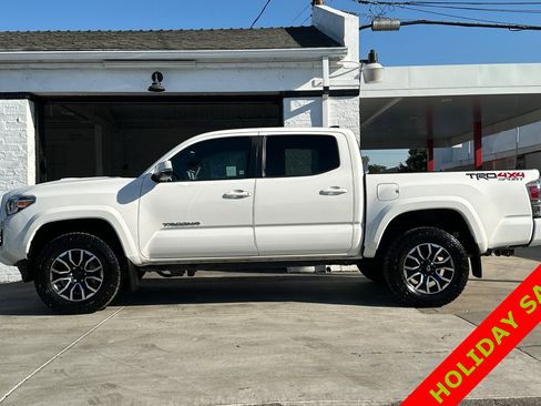 Certified 2021 Toyota Tacoma TRD Sport image 7