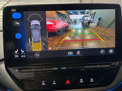 Used 2023 Volkswagen ID.4 Pro image 21