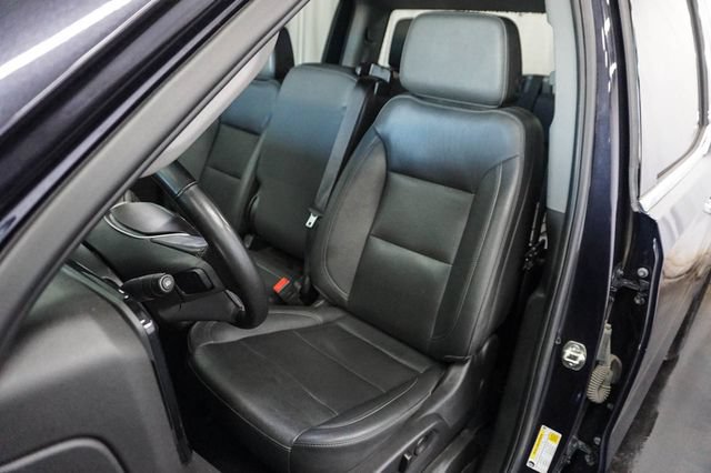 Used 2025 GMC Sierra 1500 SLT AWD/4WD image 15