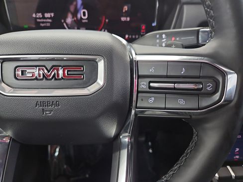 Used 2025 GMC Terrain Elevation AWD/4WD image 15