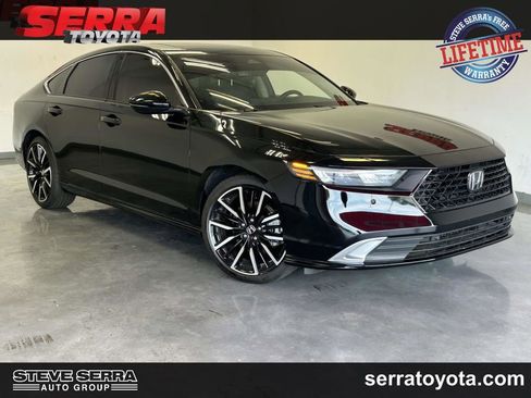 Used 2024 Honda Accord Touring image 1