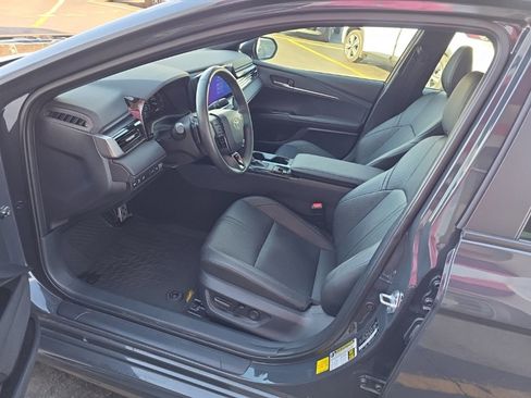 Used 2025 Toyota Camry XSE image 14