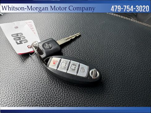 Used 2019 Nissan Titan PRO-4X w/ Pro-4x Convenience Package image 25