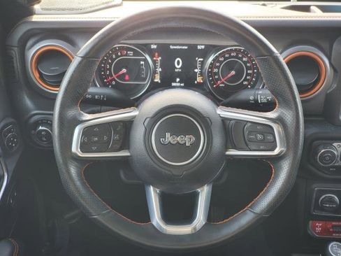 Used 2022 Jeep Gladiator Mojave w/ Cold Weather Group image 21