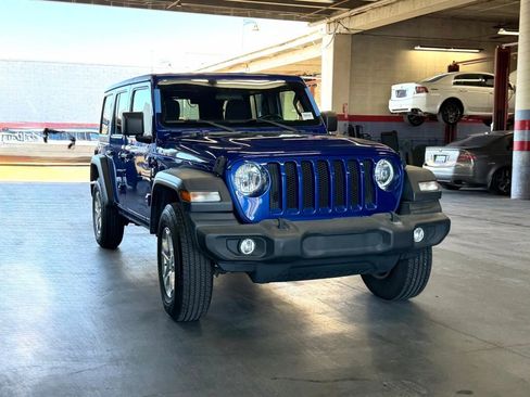 Used 2018 Jeep Wrangler Unlimited Sport S image 1