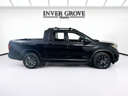 Used 2023 Honda Ridgeline Sport image 4