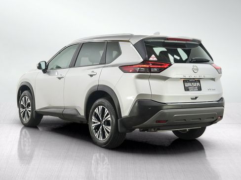 Used 2023 Nissan Rogue SV w/ SV Premium B Package AWD/4WD image 4