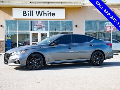 Used 2022 Nissan Altima 2.5 SR