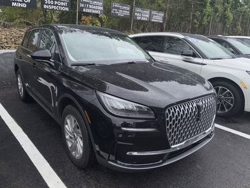 Used 2023 Lincoln Corsair FWD image 4
