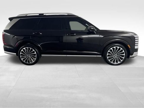 Used 2026 Hyundai Palisade Calligraphy FWD image 11