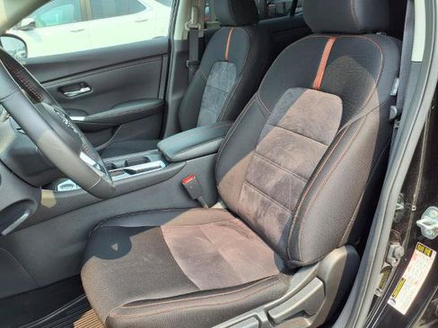 Certified 2024 Nissan Sentra SR FWD image 6