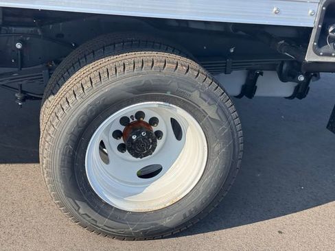 New 2026 Ford E-450 and Econoline 450 Super Duty w/ Power Equipment Group image 9