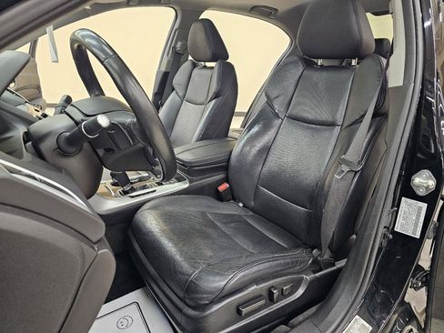 Used 2018 Acura TLX w/ Technology Package FWD image 15