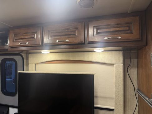 Used 2017 Mercedes-Benz Sprinter 3500 image 62