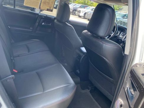 Used 2021 Toyota 4Runner Venture w/ Moonroof Package AWD/4WD image 14