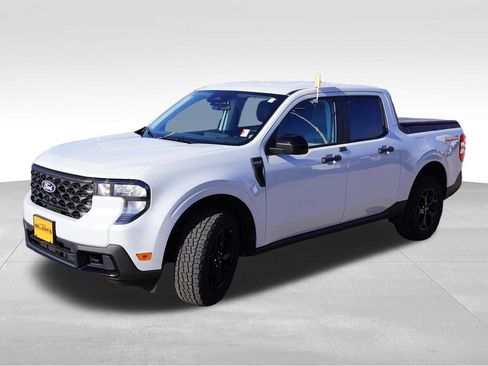 Certified 2025 Ford Maverick XLT w/ XLT Luxury Package AWD/4WD image 11