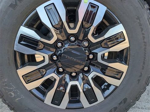 New 2026 GMC Sierra 2500 Denali Ultimate image 6