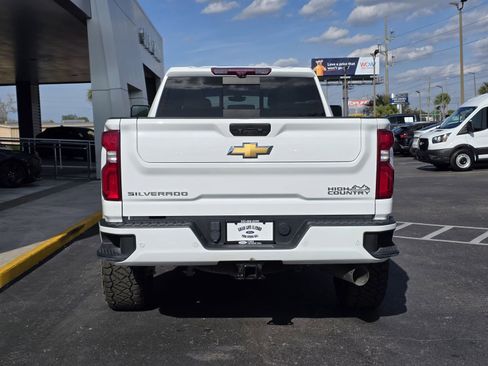 Used 2023 Chevrolet Silverado 3500 High Country AWD/4WD image 5