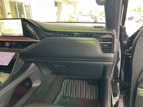 Used 2025 INFINITI QX80 Autograph w/ Premium Cargo Package AWD/4WD image 26