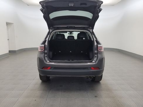 Used 2018 Jeep Compass Limited AWD/4WD image 29