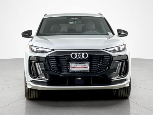 New 2027 Audi Q6 e-tron Premium Plus AWD/4WD image 8
