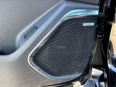 Used 2024 Chevrolet Traverse RS w/ LPO, Floor Liner Package image 39