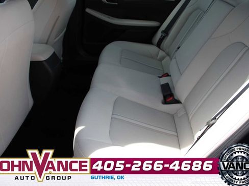 Used 2024 Hyundai Sonata SEL FWD image 19