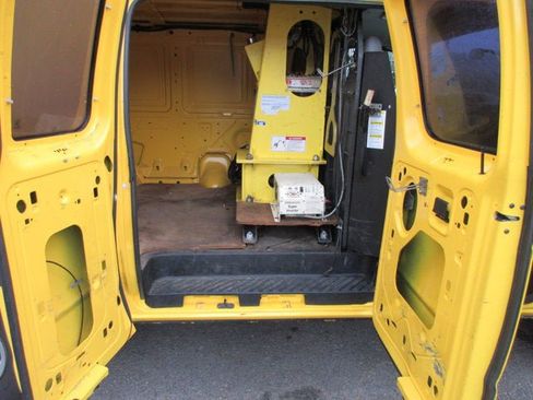 Used 2012 Ford E-350 and Econoline 350 Super Duty RWD image 17